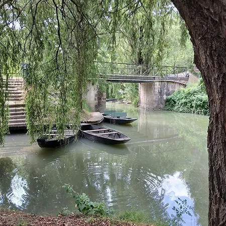 La Maison D'eugenie, Jardin Et Parking Dom wakacyjny *